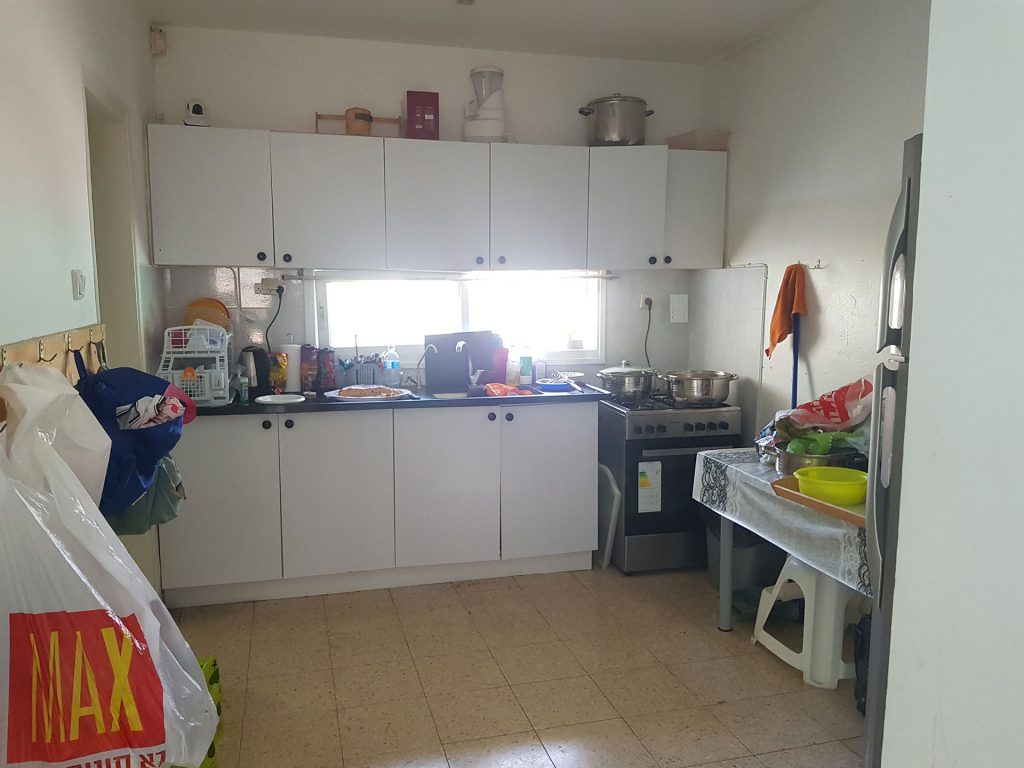 למכירה בית דו משפחתי בשכונת עמליה, נתניה