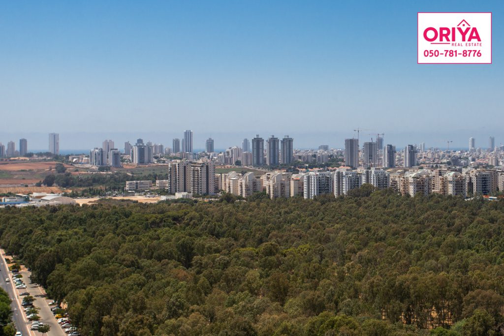 למכירה דירת מיני פנטהאוז רח' אלונים 26, קריית השרון, נתניה