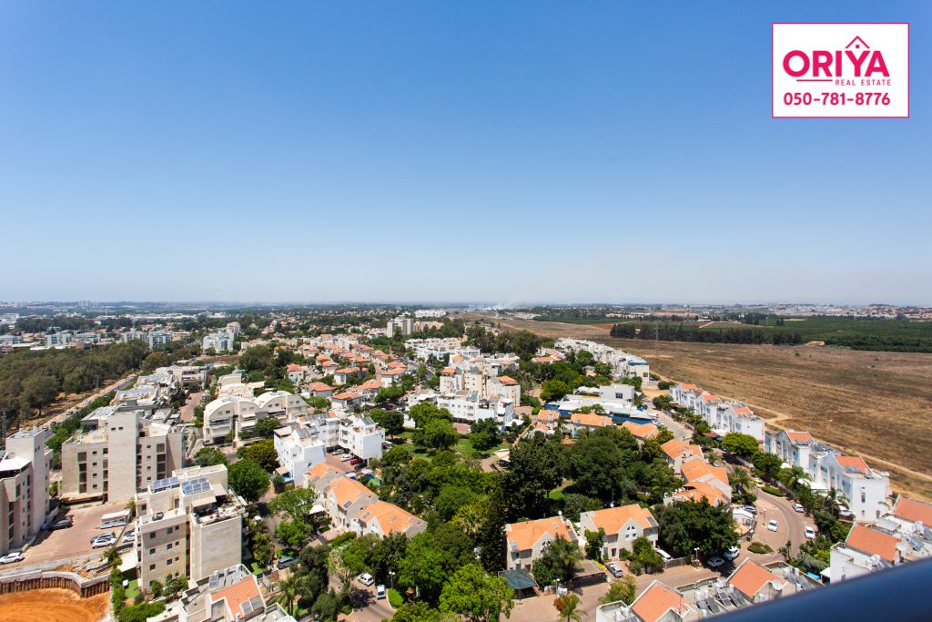 למכירה דירת מיני פנטהאוז רח' אלונים 26, קריית השרון, נתניה