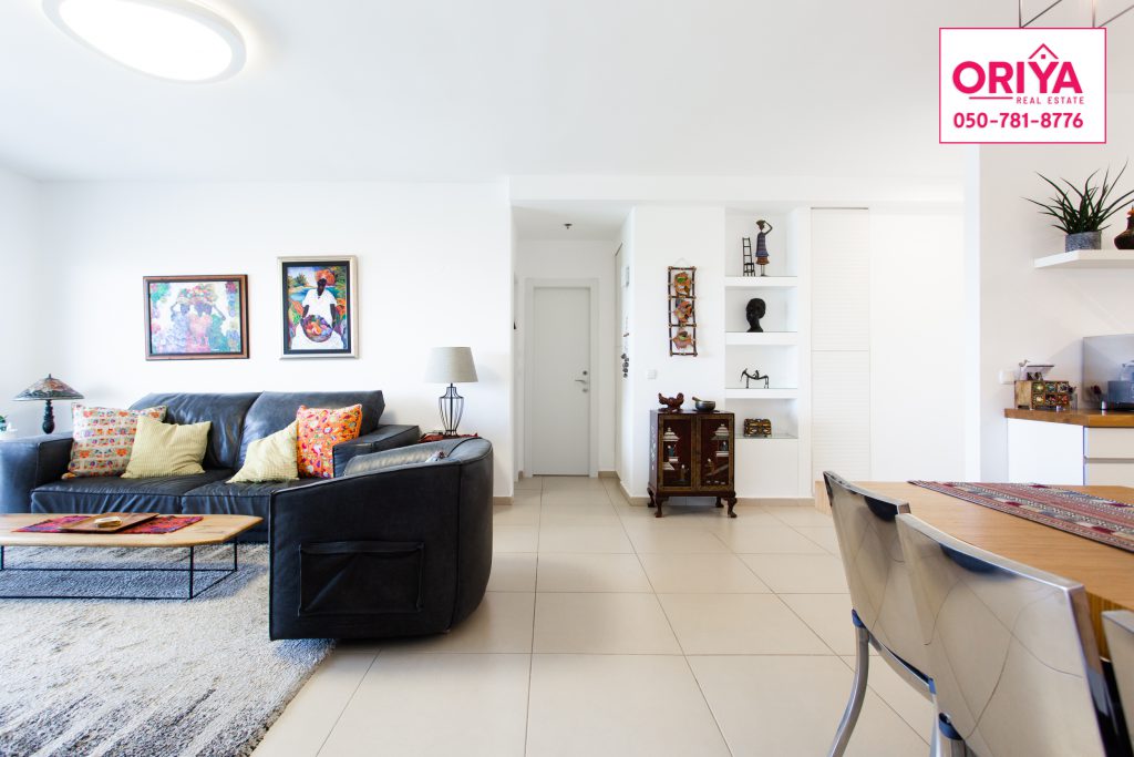 למכירה דירת מיני פנטהאוז רח' אלונים 26, קריית השרון, נתניה