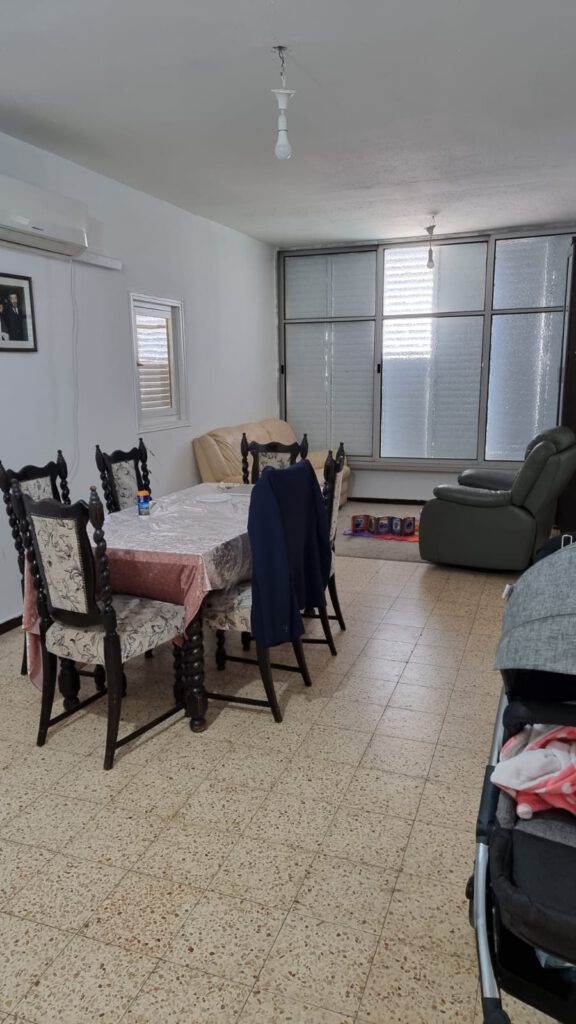 להשכרה דירה ברח' בארי 28, נתניה